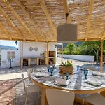 Rustic Escape By Fidalsa Villa Ibi