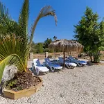 Rustic Escape By Fidalsa Villa Ibi
