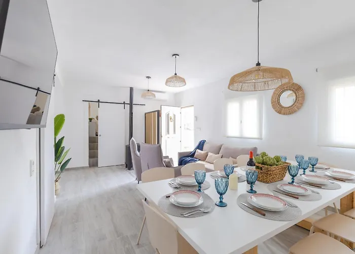 Rustic Escape By Fidalsa Villa *