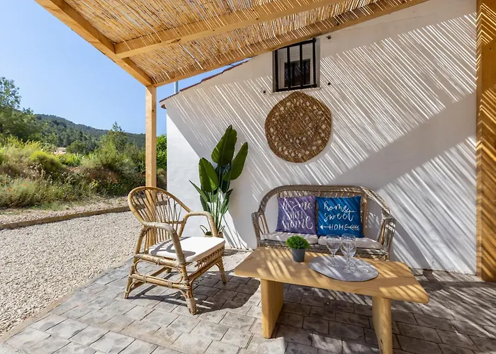 Rustic Escape By Fidalsa Ibi